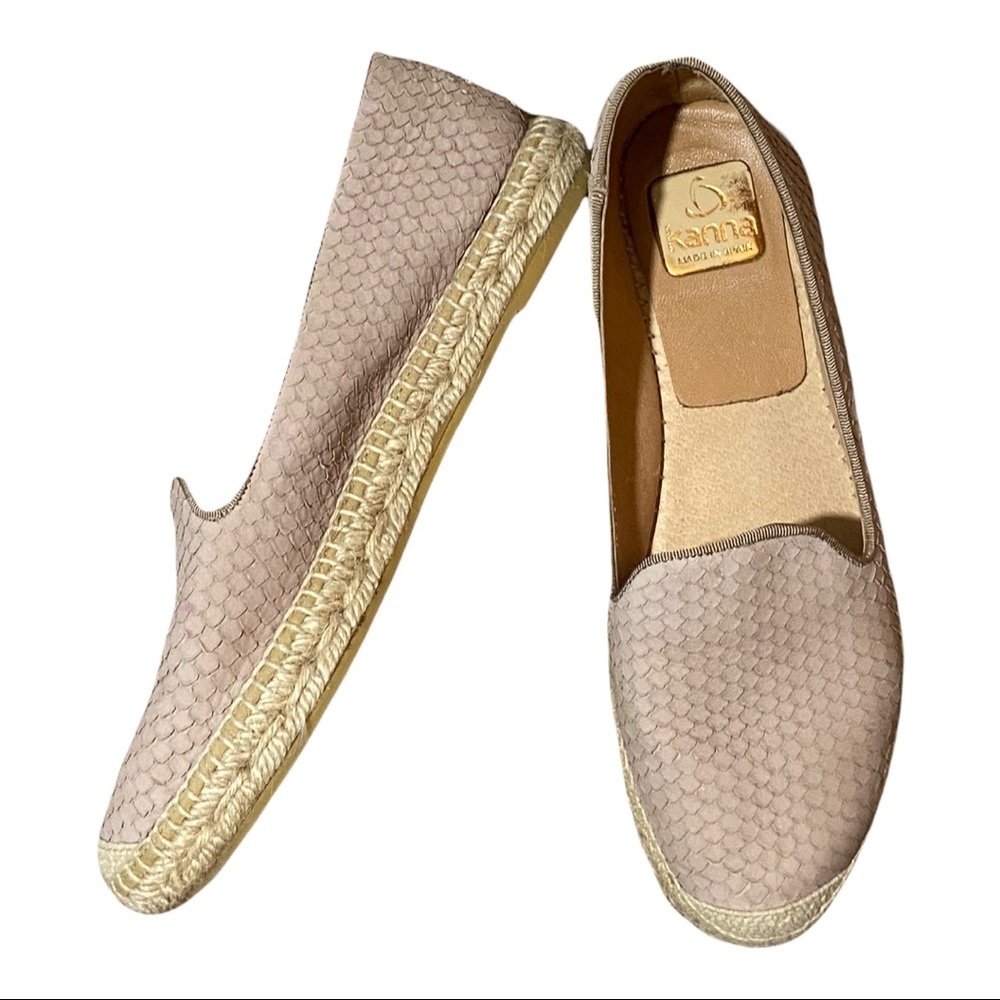 Kanna Woman’s Blush Flat Slip on Loafers European Size 39 US Size 8